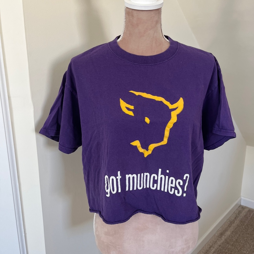 University of Colorado Boulder Hungry Buffs Purple Crop T-Shirt Got Munchies?